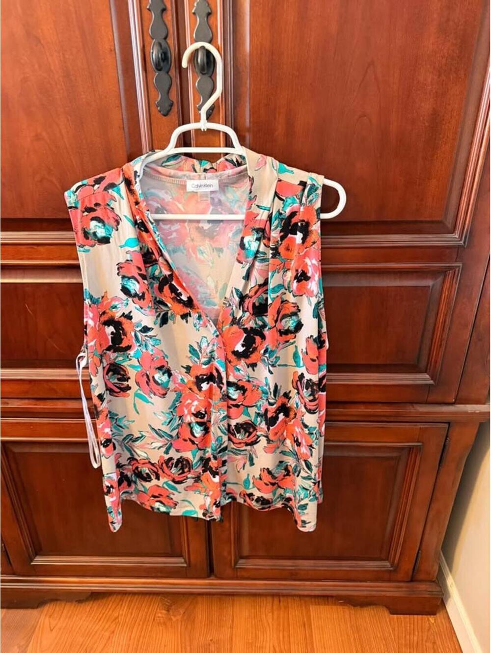 Floral Calvin Klein tank